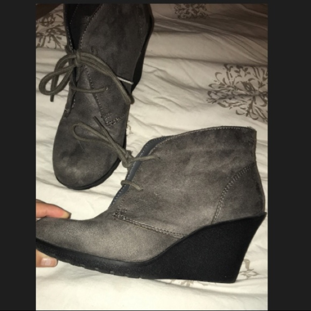Mountain mountain wedges
